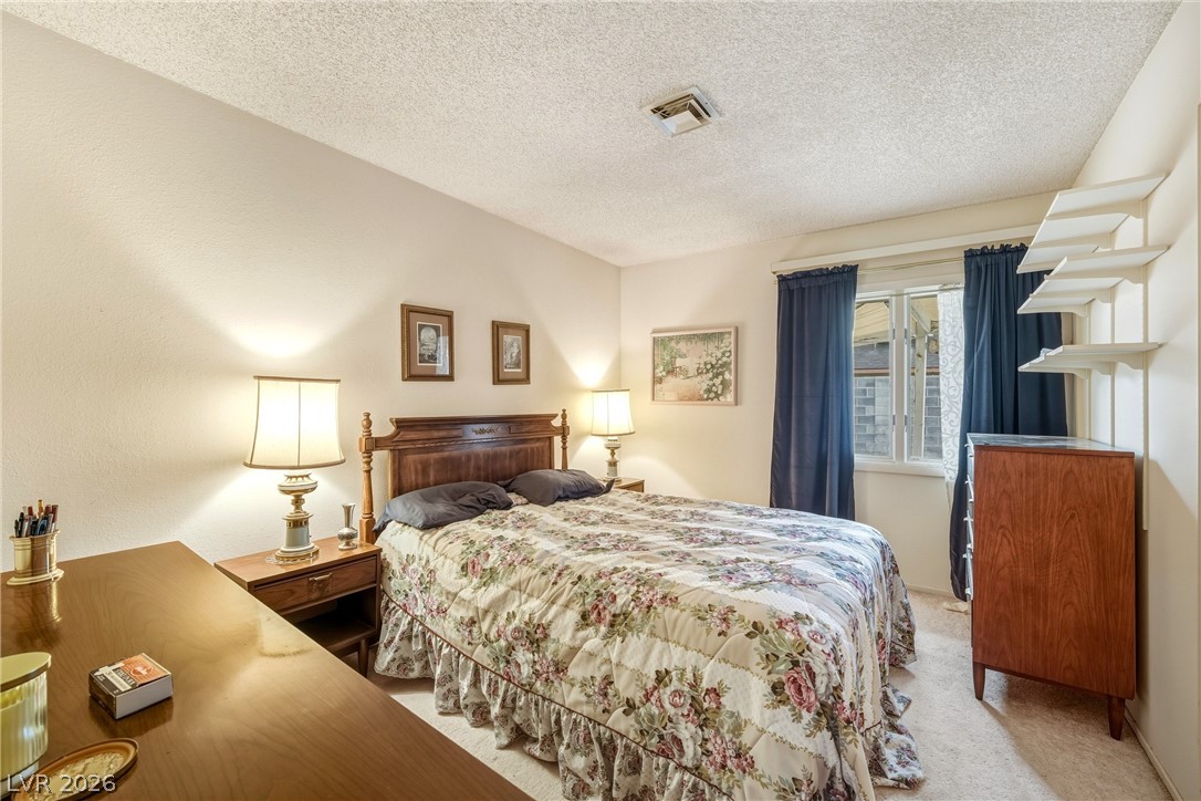 2305 Latigo Circle Property Photo 14