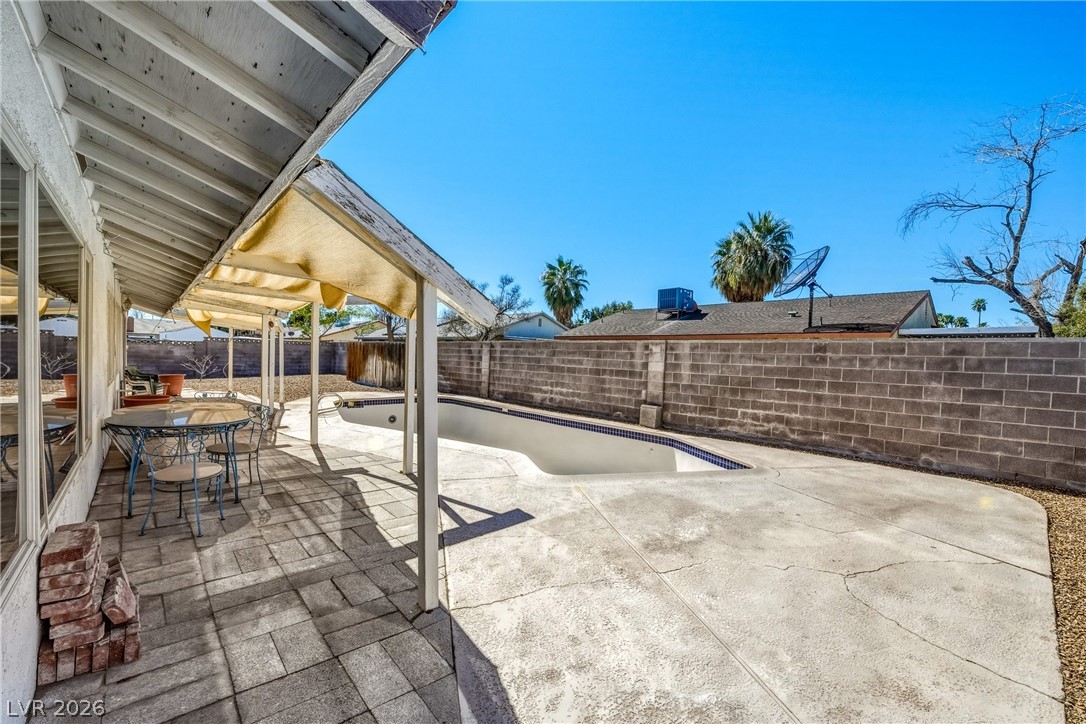 2305 Latigo Circle Property Photo 19
