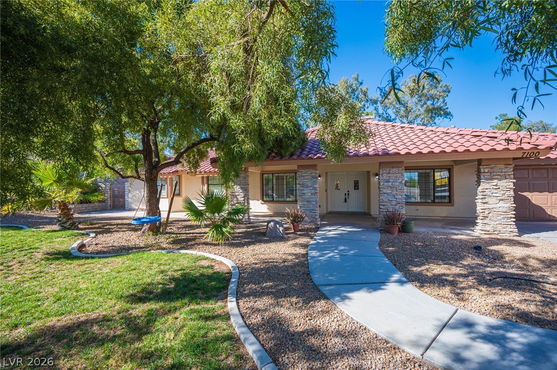7100 King Solomons Court Property Photo 1