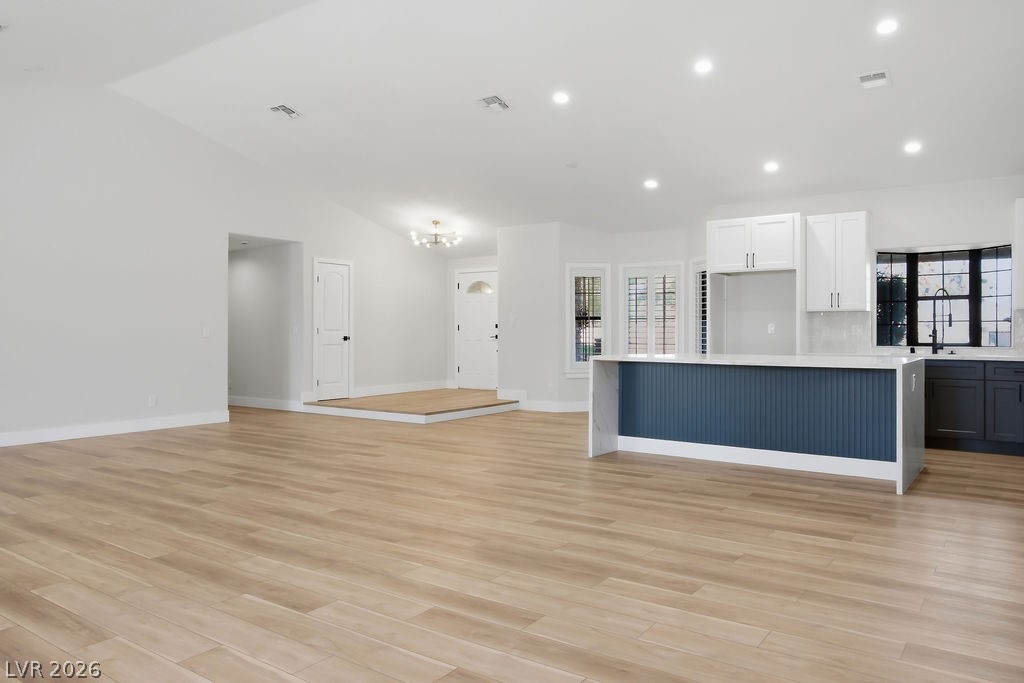 4925 North Juliano Road Property Photo 14