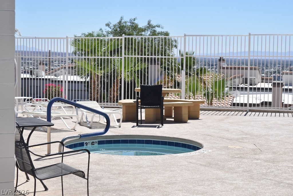 2214 Pebble Creek Lane Property Photo 18