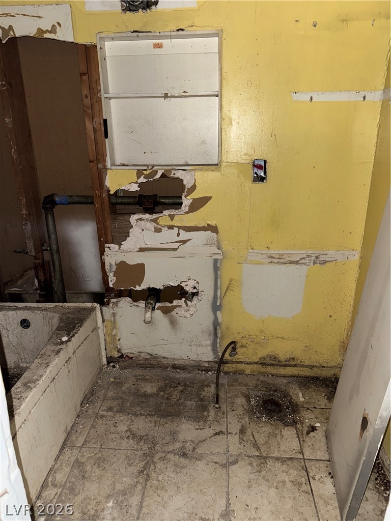 709 G Street Property Photo 12