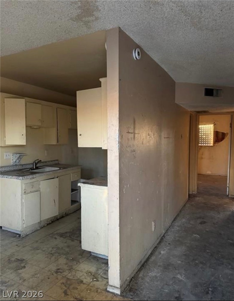 709 G Street Property Photo 26