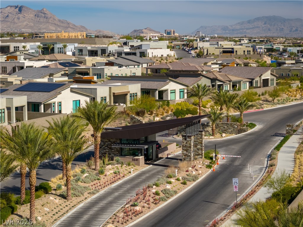 11033 Concord Valley Drive Property Photo 4