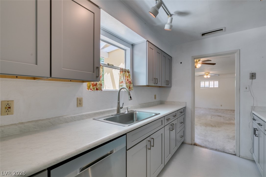 1127 Melville Drive Property Photo 30