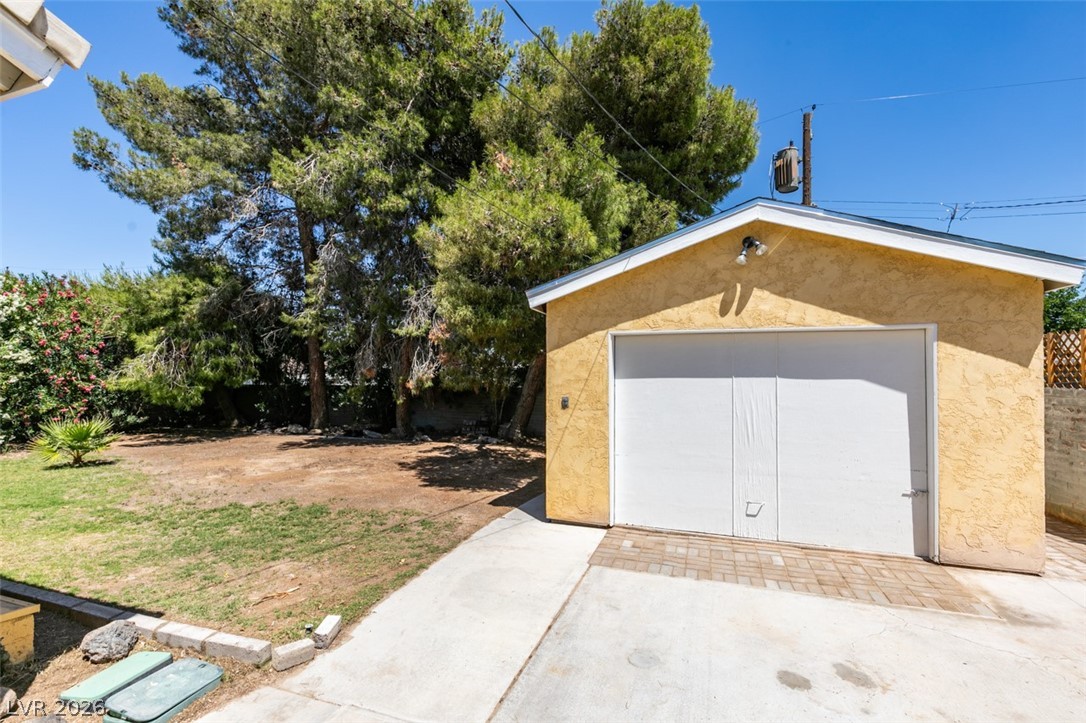 1127 Melville Drive Property Photo 38