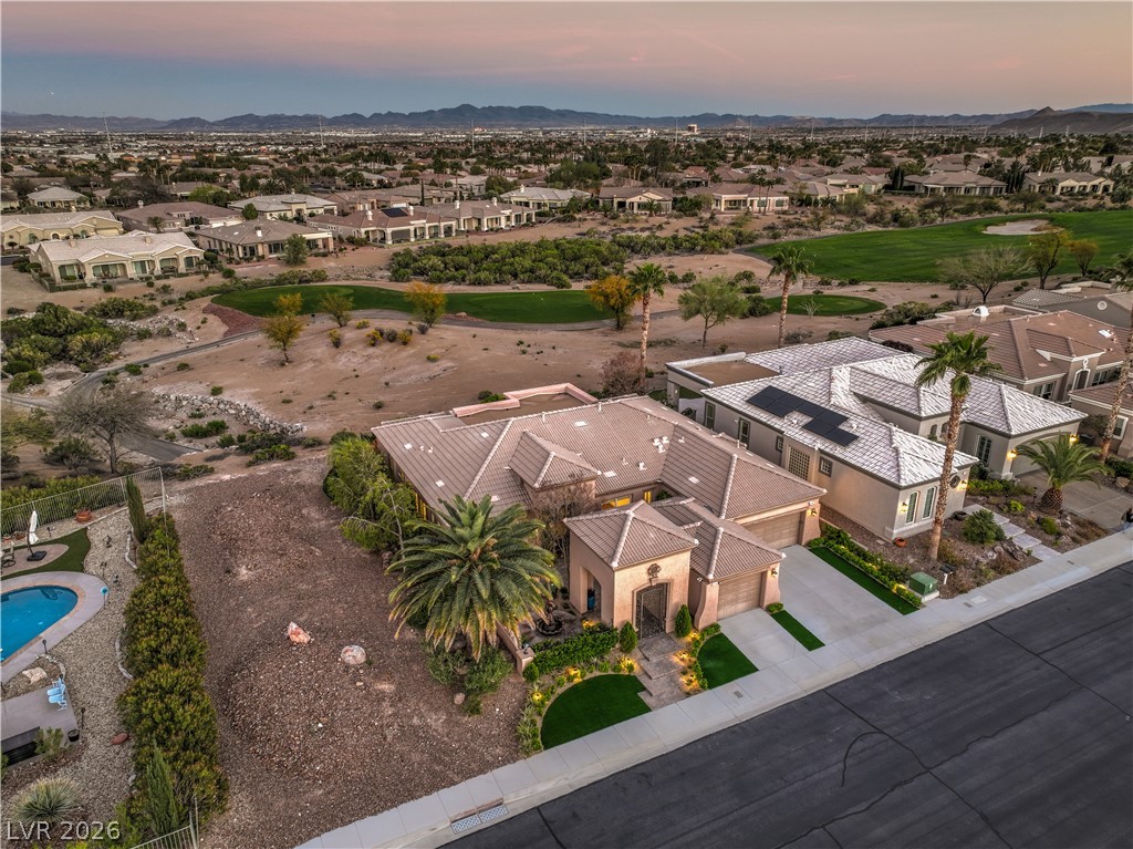 4740 Riva De Romanza Street Property Photo 17