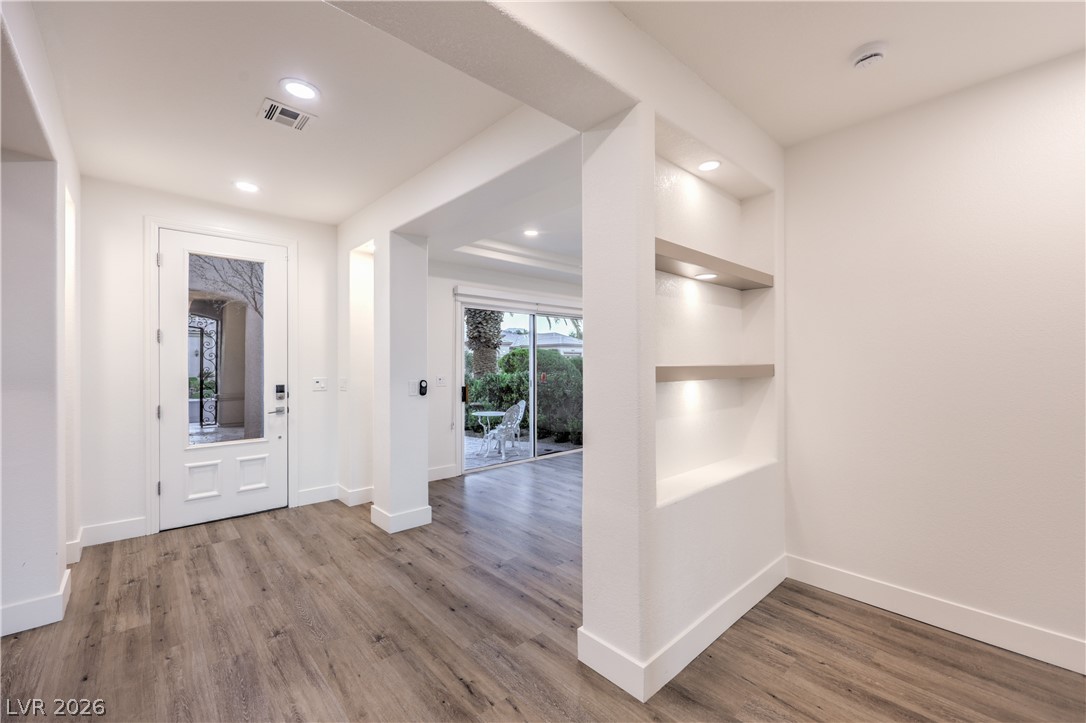4740 Riva De Romanza Street Property Photo 25
