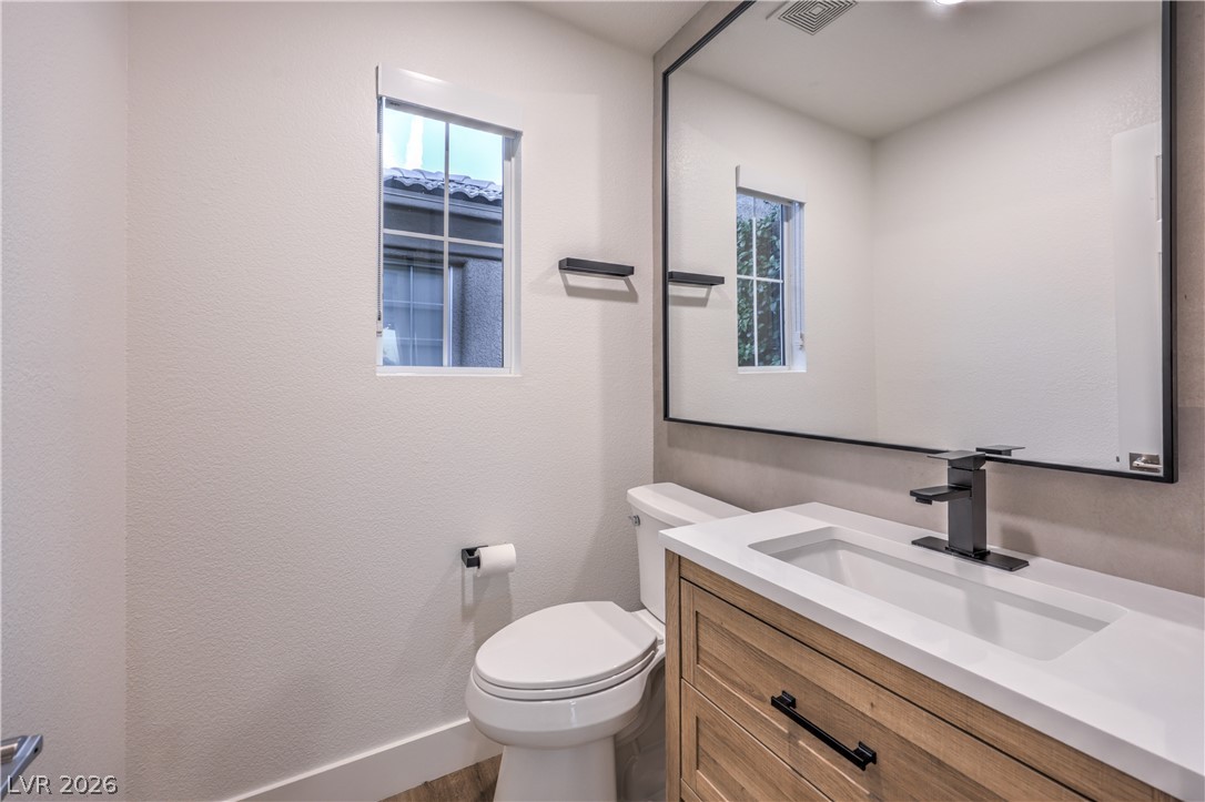 4740 Riva De Romanza Street Property Photo 42