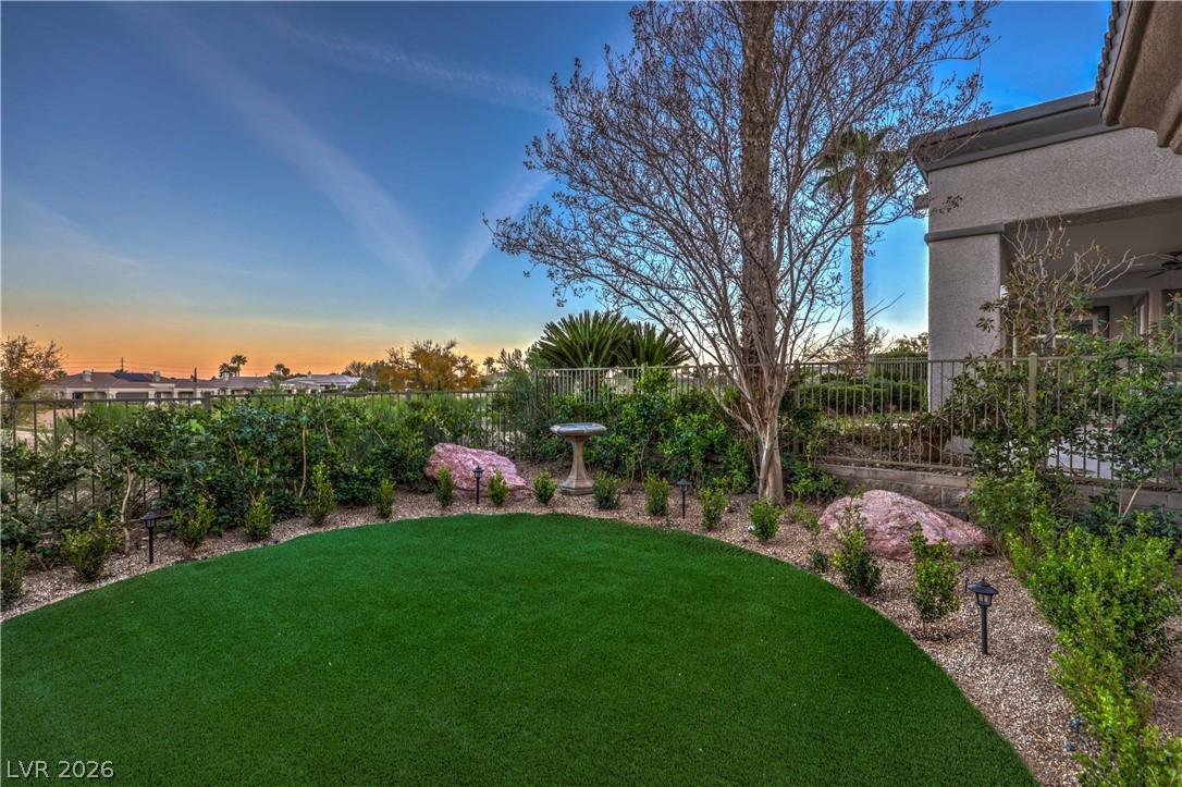 4740 Riva De Romanza Street Property Photo 44
