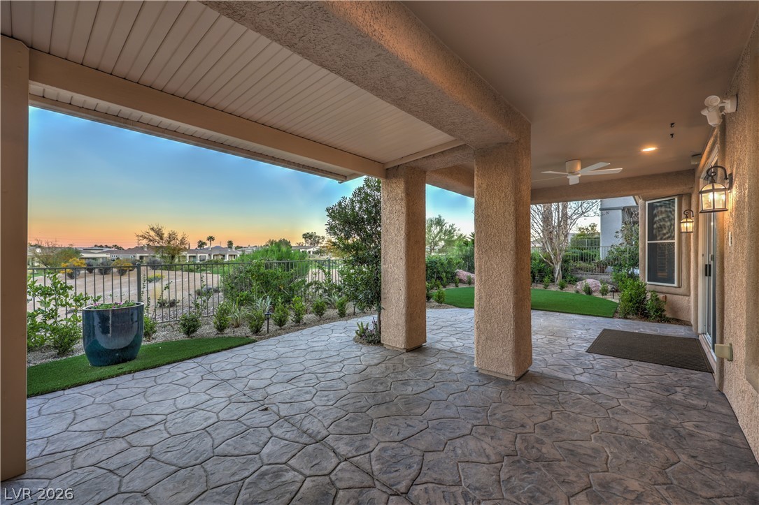 4740 Riva De Romanza Street Property Photo 49