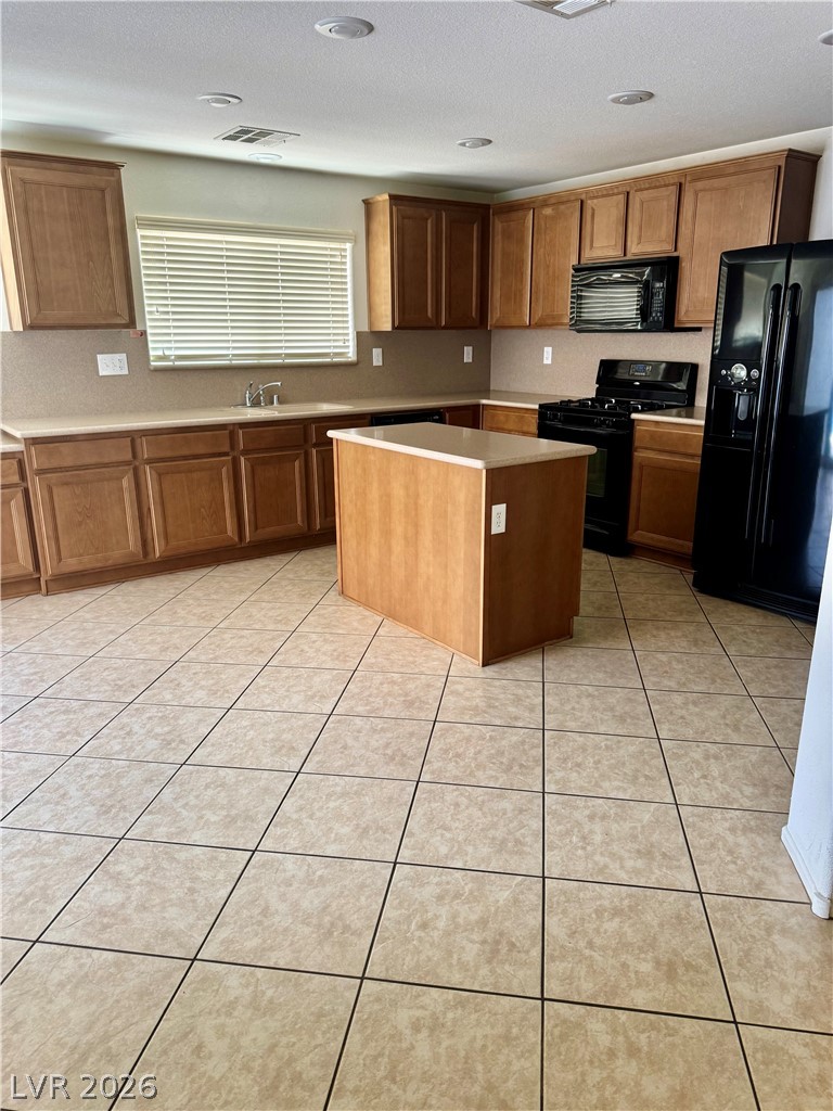 481 Warkworth Castle Avenue Property Photo 6