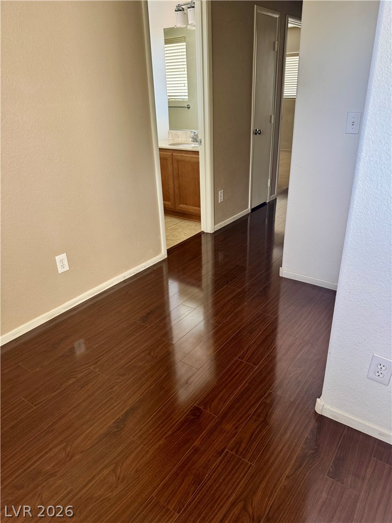 481 Warkworth Castle Avenue Property Photo 20