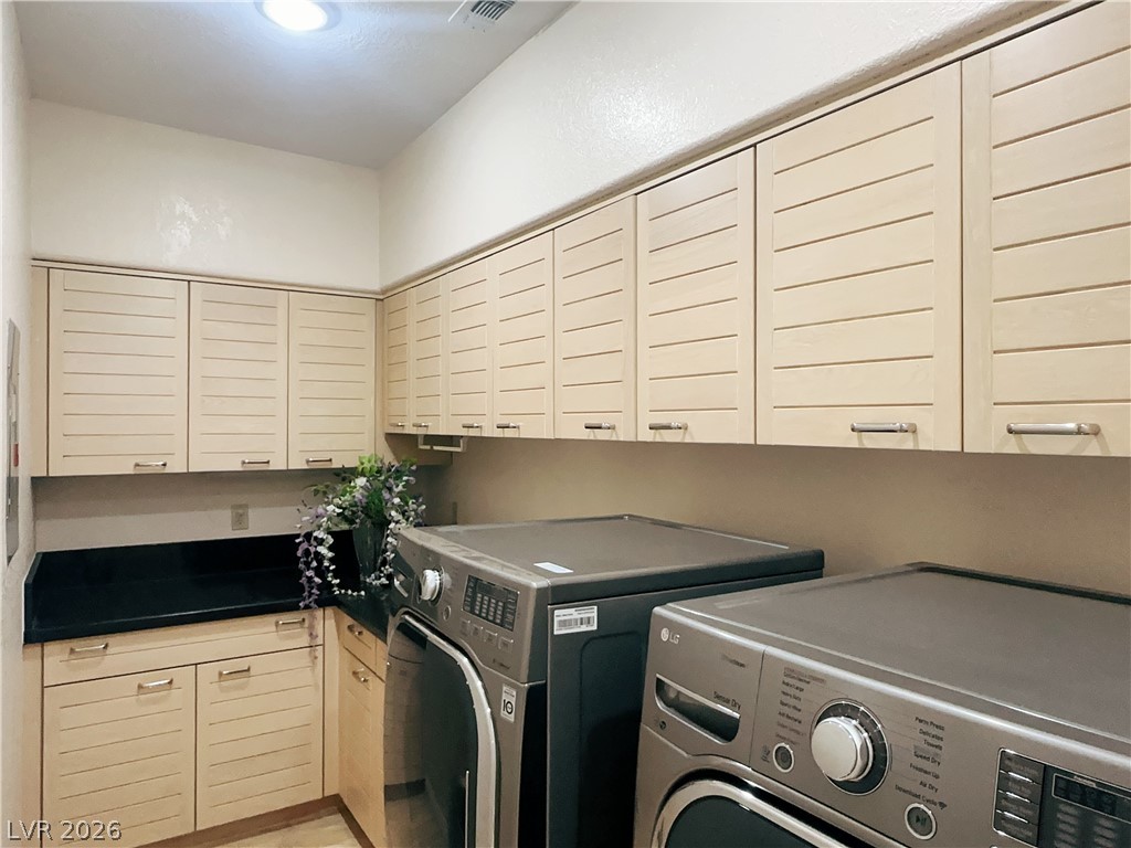 7829 Bermuda Dunes Avenue Property Photo 47
