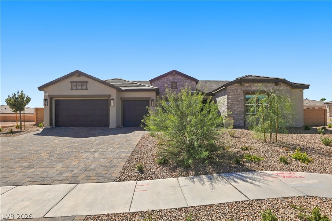 7585 West Pebble Road Property Photo 1