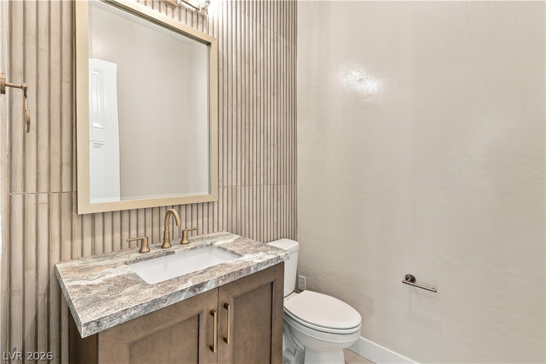 7585 West Pebble Road Property Photo 11