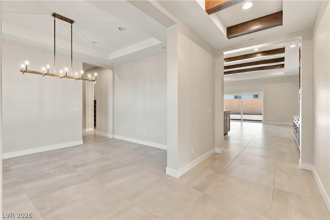7585 West Pebble Road Property Photo 12