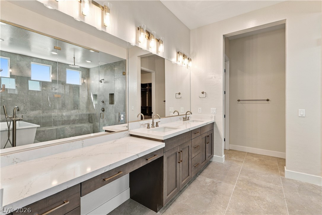 7585 West Pebble Road Property Photo 22