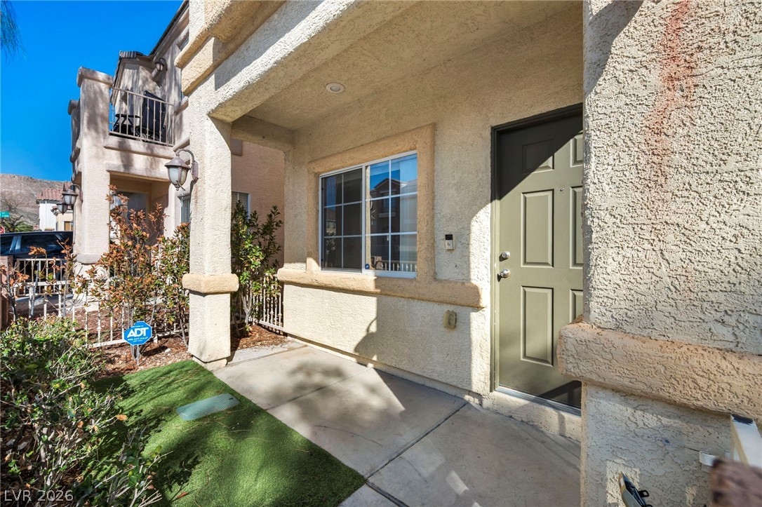9960 Star Lake Avenue Property Photo 3