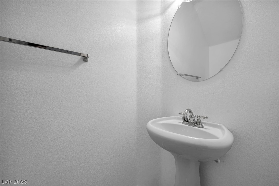 9960 Star Lake Avenue Property Photo 14