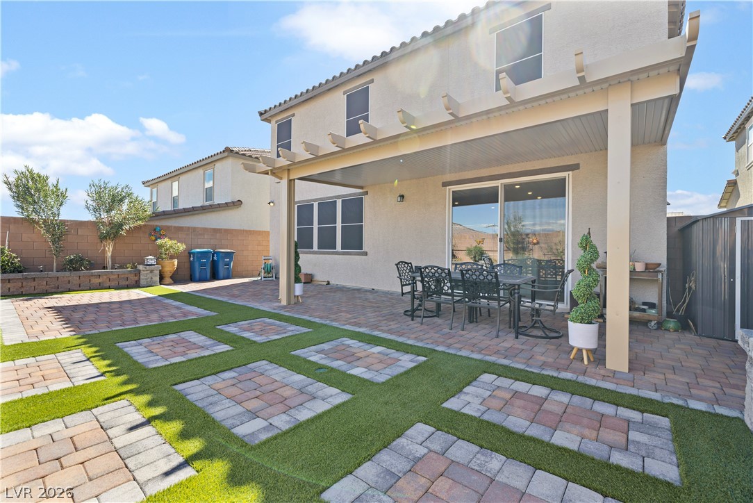 10854 Gentle Crest Avenue Property Photo 4