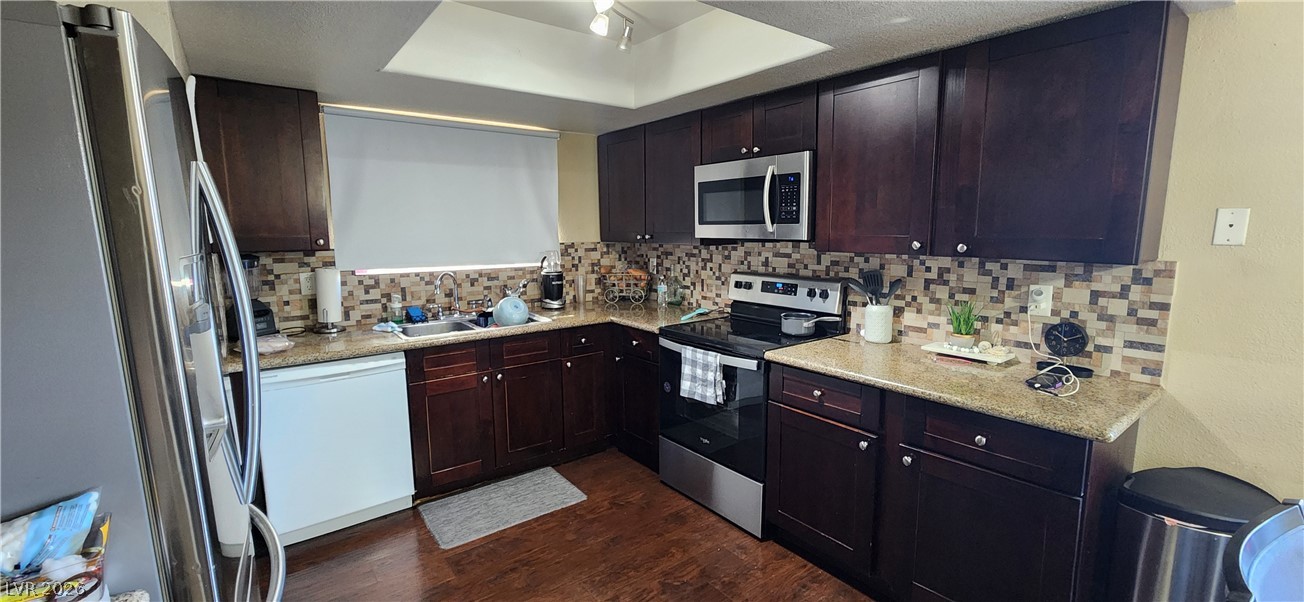 7300 Pirates Cove Road 1071 Property Photo 3