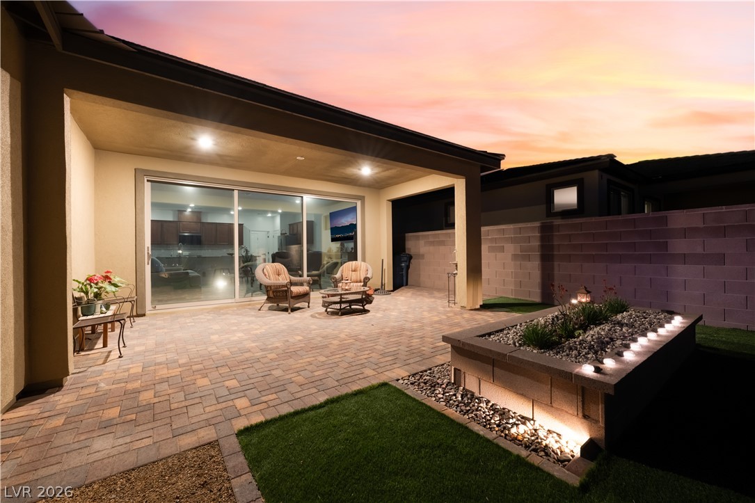 10216 Chrysolite Place Property Photo 8