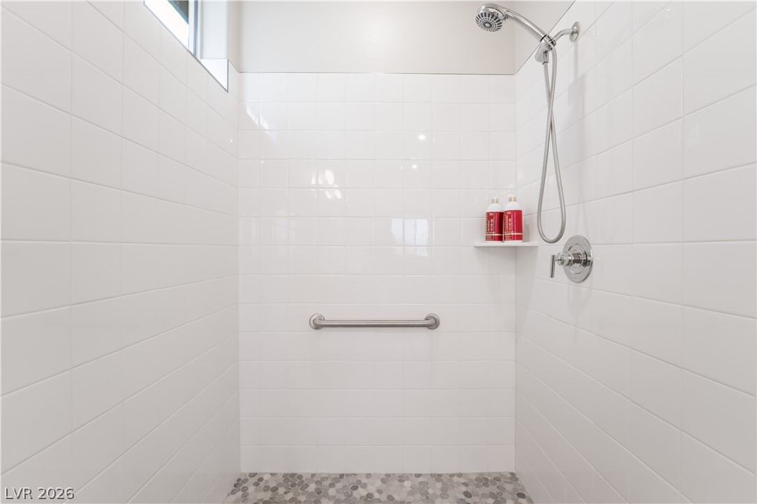 10216 Chrysolite Place Property Photo 17