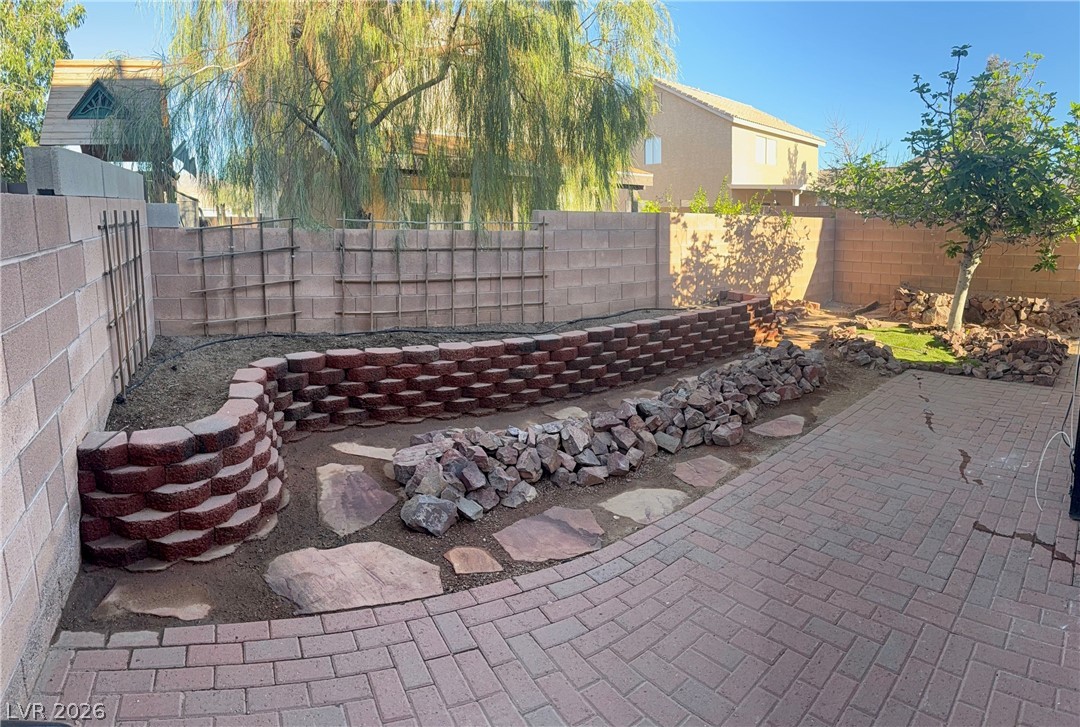 736 Spotted Eagle Street Property Photo 18