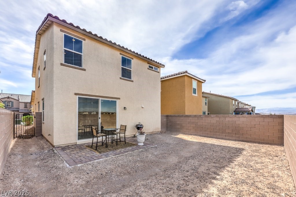 2416 Bellinzona Place Property Photo 10