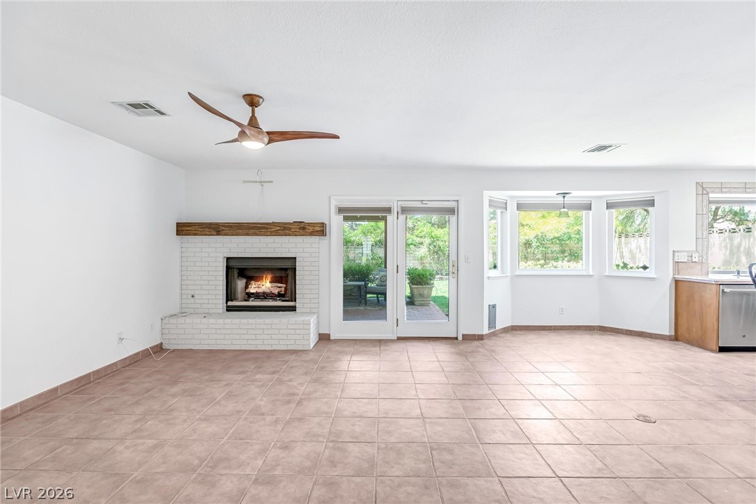 3221 Grey Dolphin Drive Property Photo 6