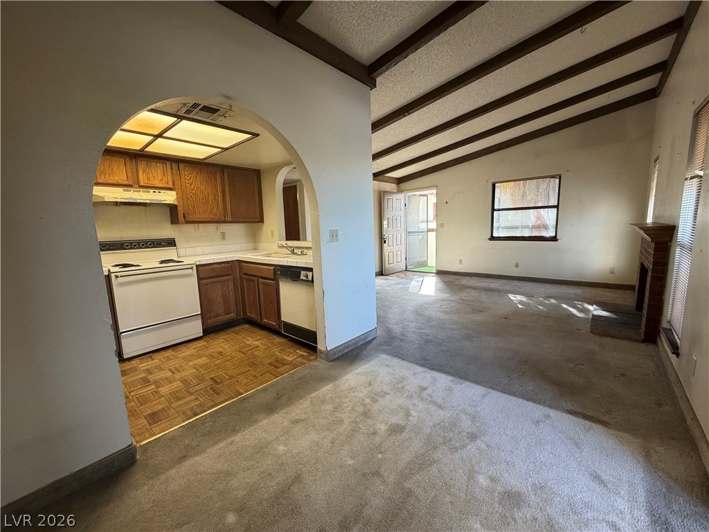 6121 West Oakey Boulevard D Property Photo 11