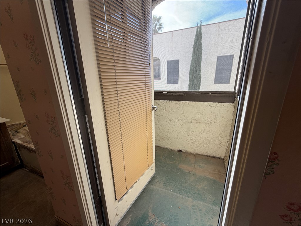 6121 West Oakey Boulevard D Property Photo 19