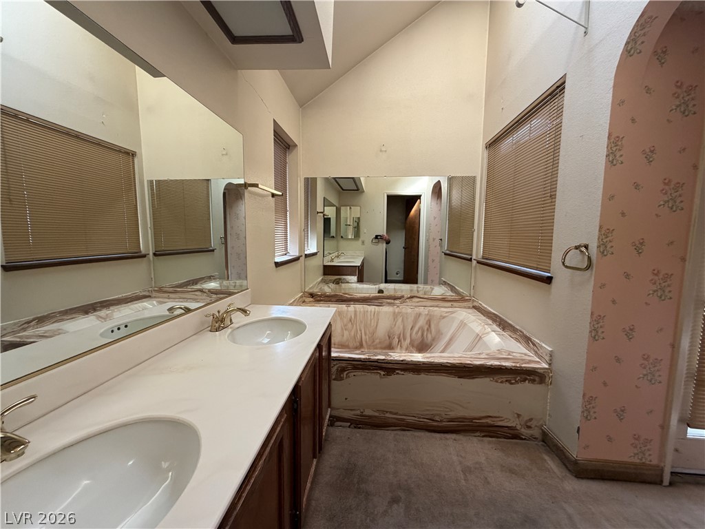 6121 West Oakey Boulevard D Property Photo 23