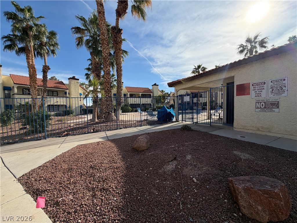 6121 West Oakey Boulevard D Property Photo 32