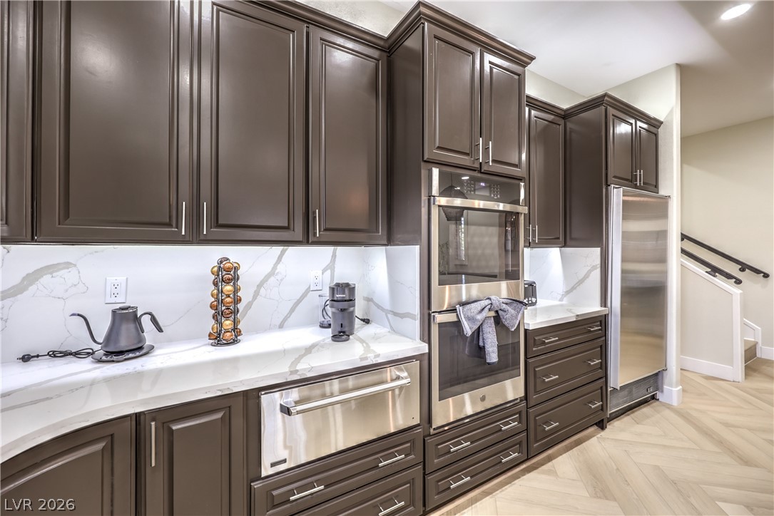 7520 Captains Harbor Drive Property Photo 11