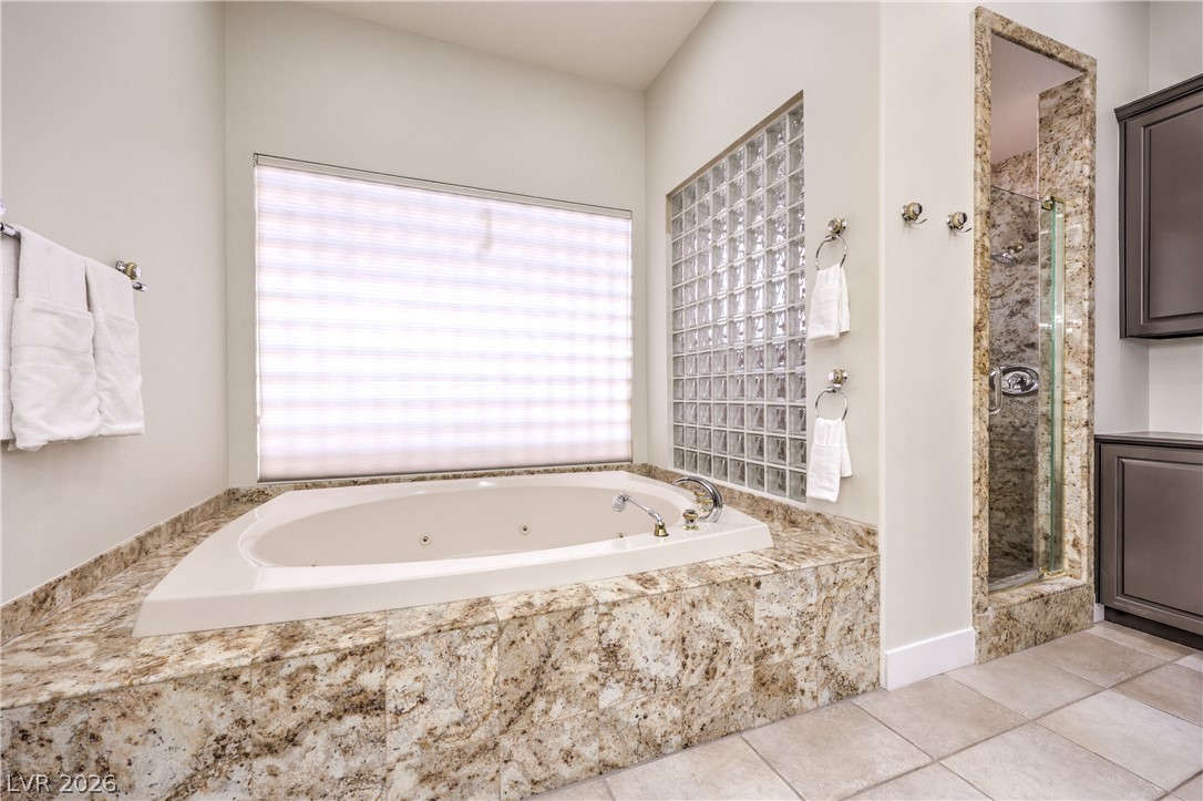 7520 Captains Harbor Drive Property Photo 25