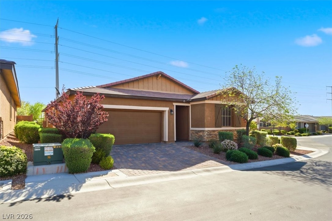 7140 Stanley Frederick Street Property Photo 2