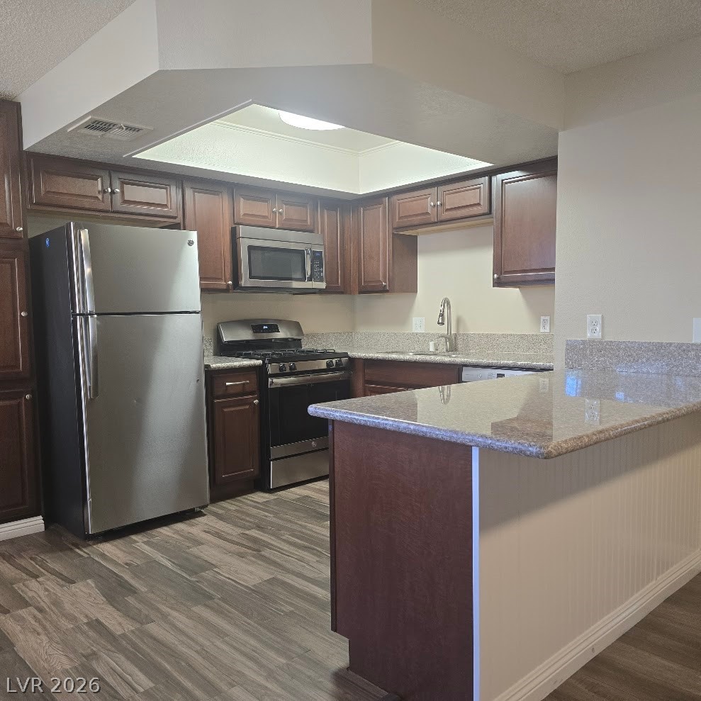 713 Rock Springs Drive 101 Property Photo 10