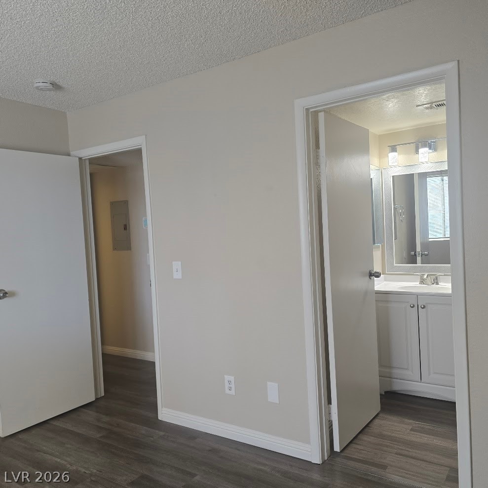 713 Rock Springs Drive 101 Property Photo 14