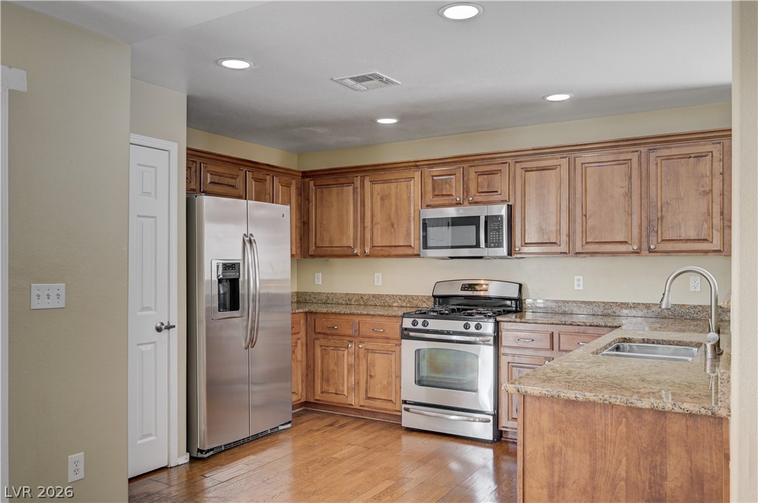 8269 New Leaf Avenue Property Photo 14