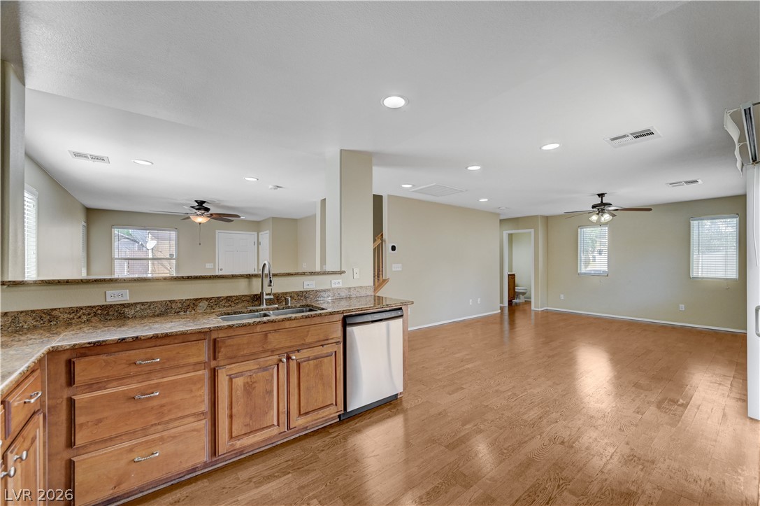 8269 New Leaf Avenue Property Photo 17