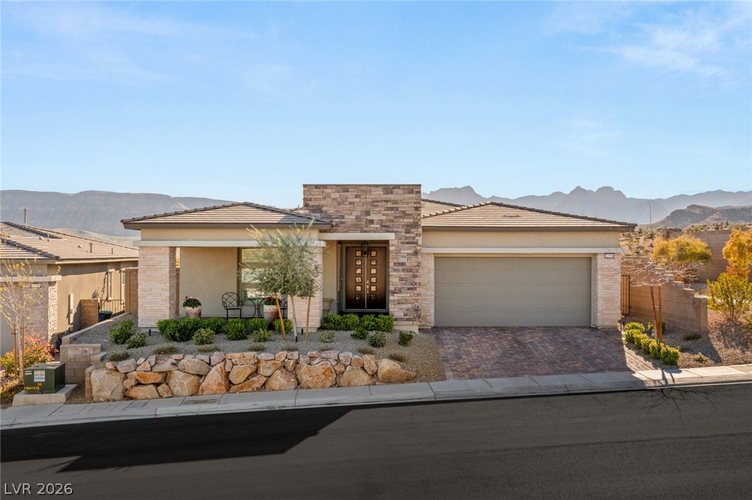 12596 Heritage Heights Drive Property Photo 4