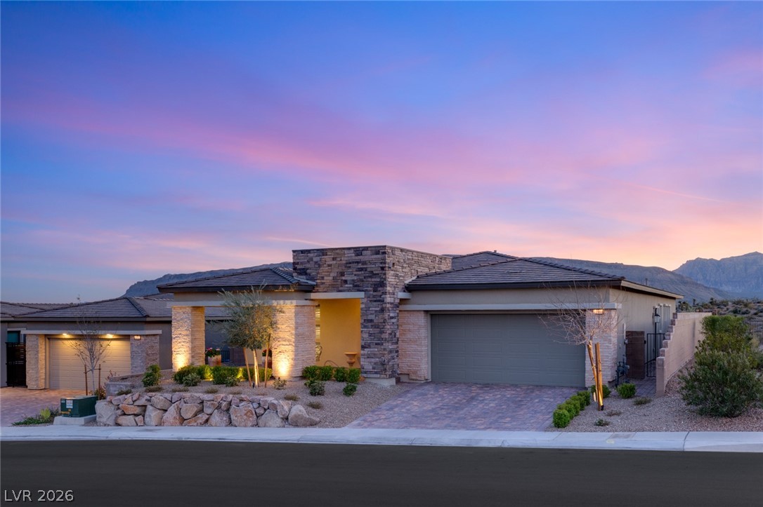 12596 Heritage Heights Drive Property Photo 8