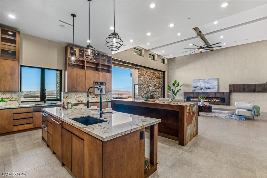 9 Stonecutter Court Property Photo 3