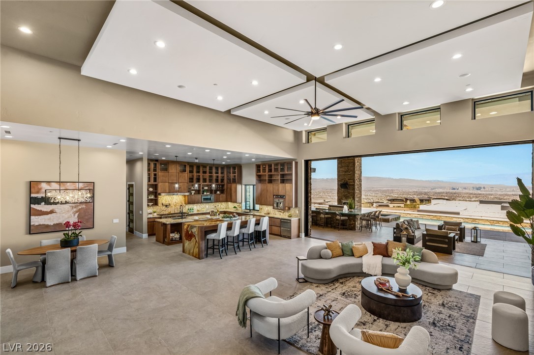 9 Stonecutter Court Property Photo 10