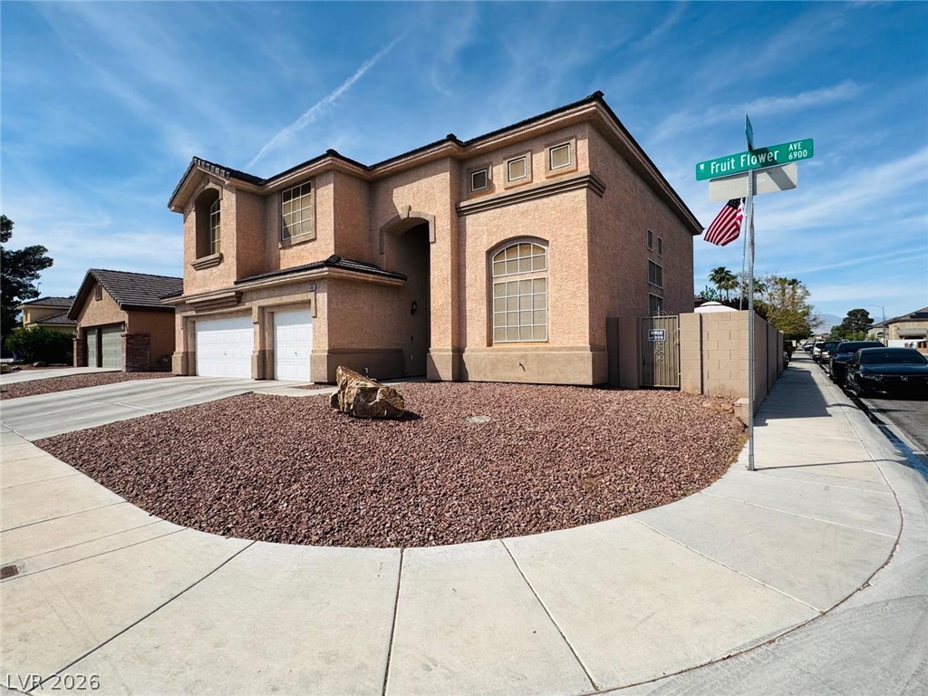 6900 Fruit Flower Avenue Property Photo 2