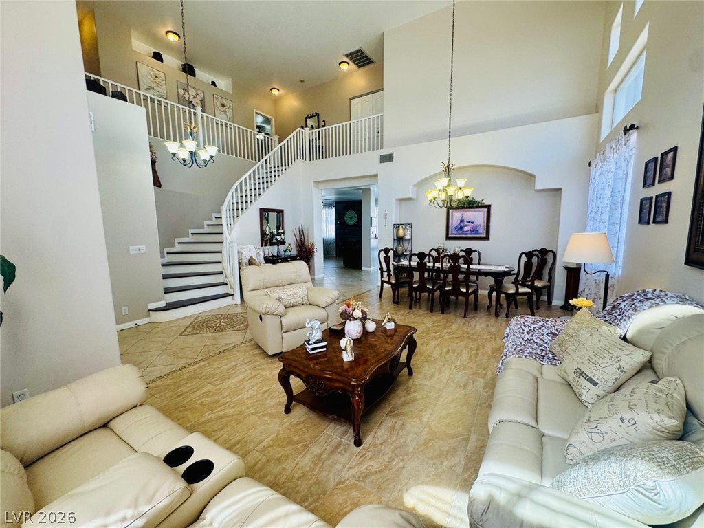 6900 Fruit Flower Avenue Property Photo 5