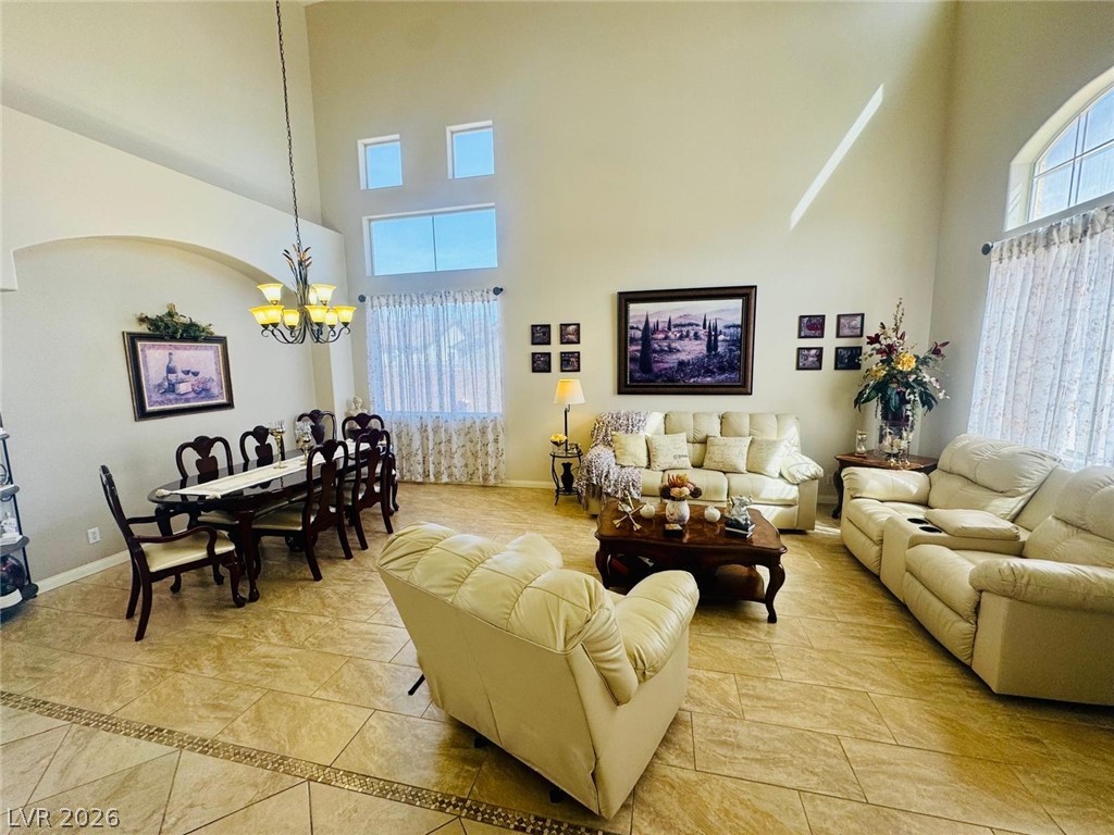 6900 Fruit Flower Avenue Property Photo 7
