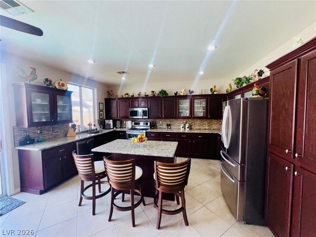 6900 Fruit Flower Avenue Property Photo 10